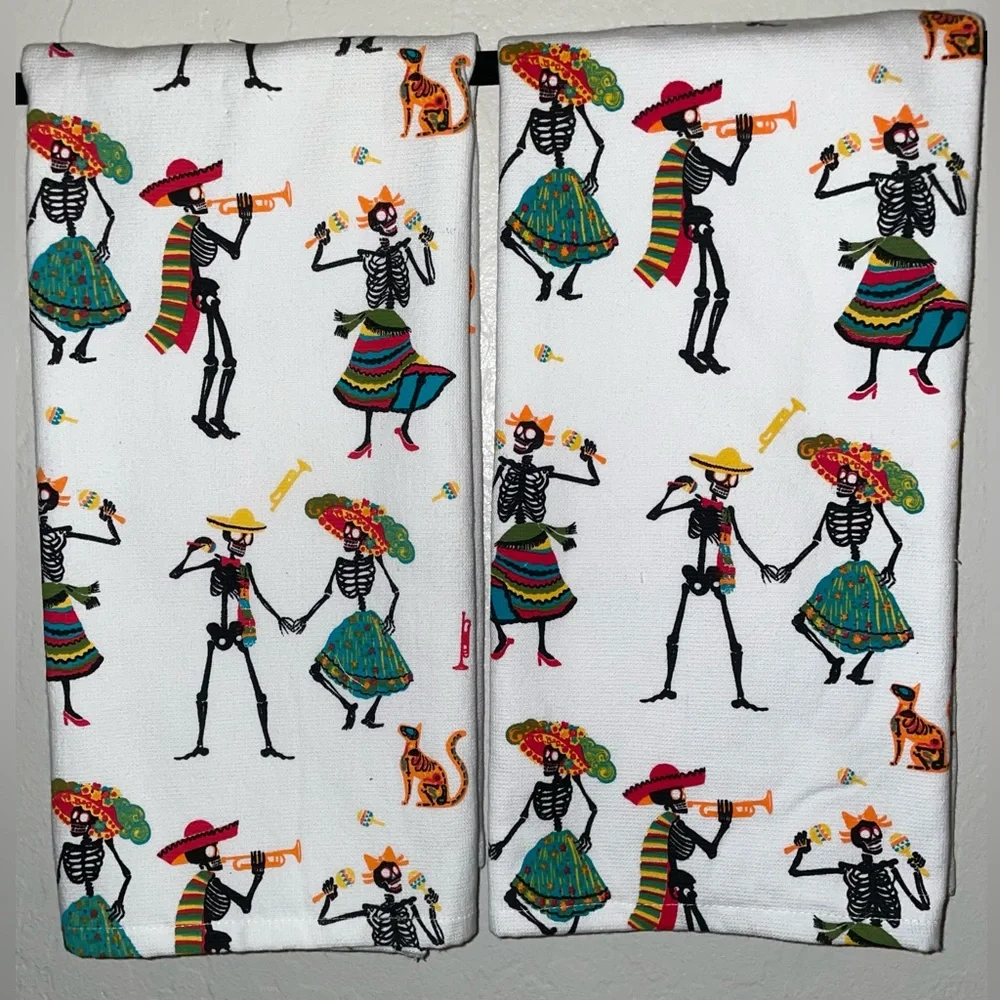 NWOT! Cynthia Rowley Halloween/Dia De Los Muertos Cotton Towel Set 18”x28”🎃